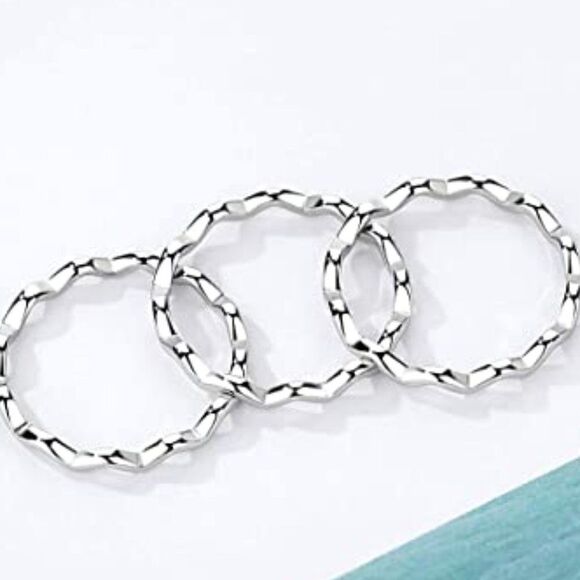 NEW Simple Silver Wave Ring Set - Picture 2 of 6